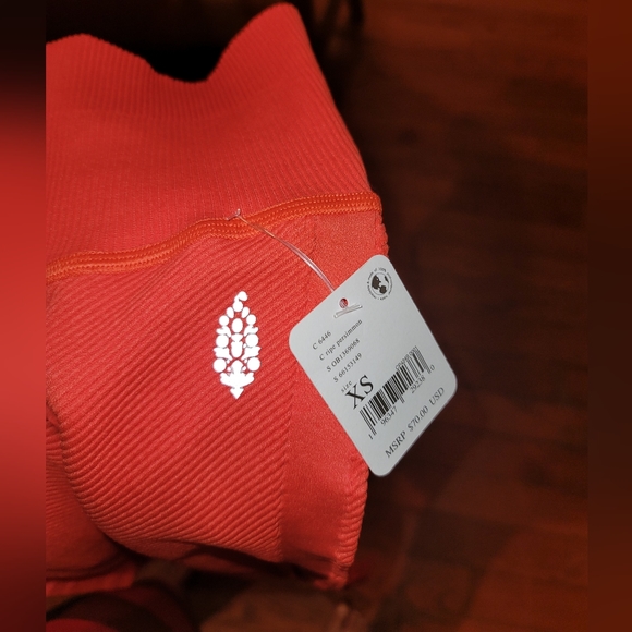NWT Free people free throw leggings - Picture 4 of 5